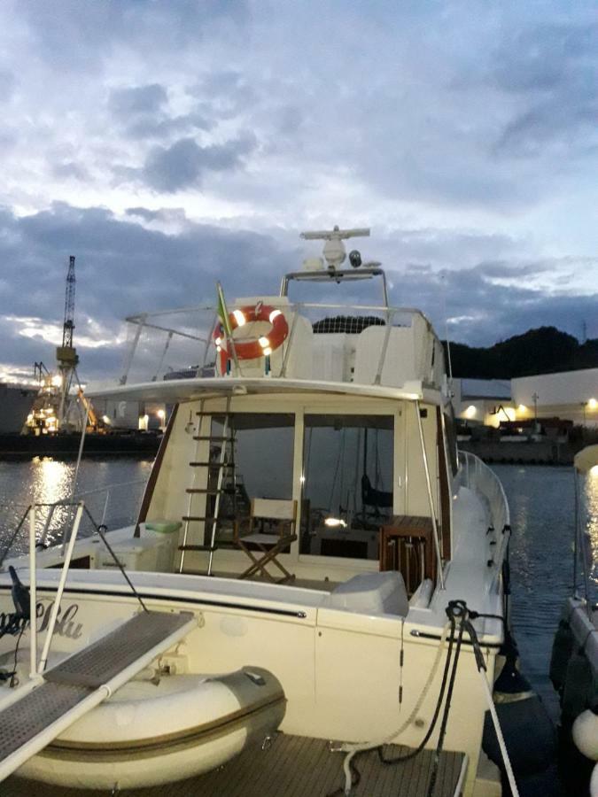 Отель Yachtannablu Портовенере Экстерьер фото